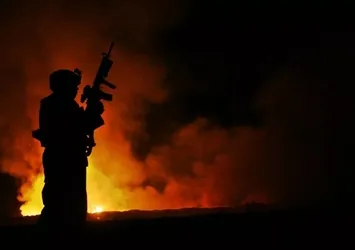 İran Pakistan'da DAEŞ'i vurdu