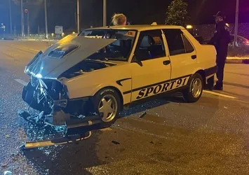 Karabük’te iki otomobil çarpıştı: 4 kişi yaralandı
