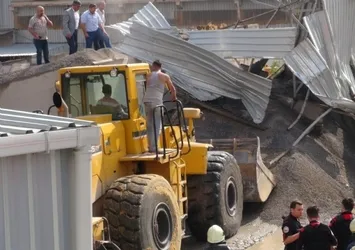 Pendik'te beton santralinde çökme