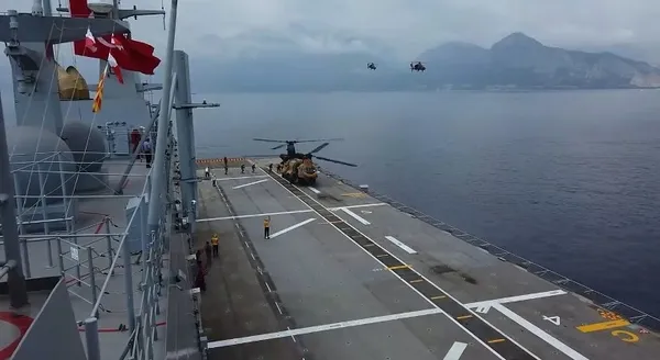 TCG Anadolu’nun Aksaz’daki ilk eğitim görüntüleri paylaşıldı