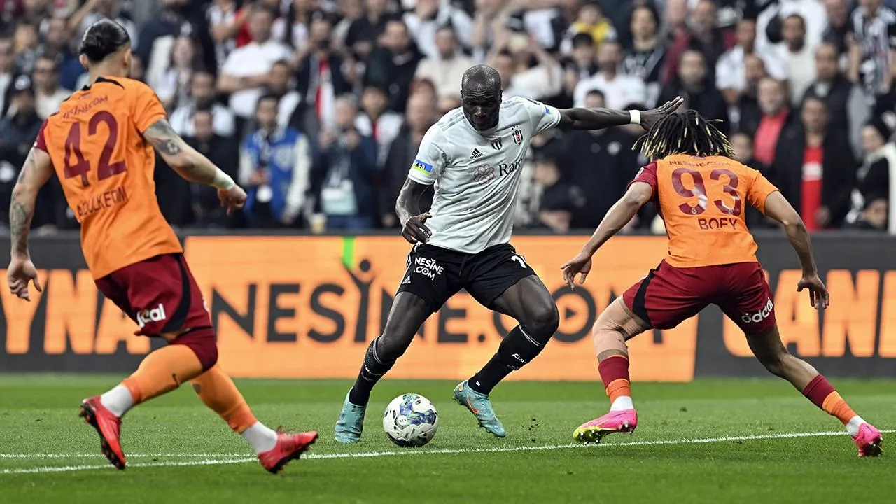 Derbi ateşi yandı! Galatasaray evinde Beşiktaş'ı ağırlayacak! Muhtemel 11'lerde sürpriz var...