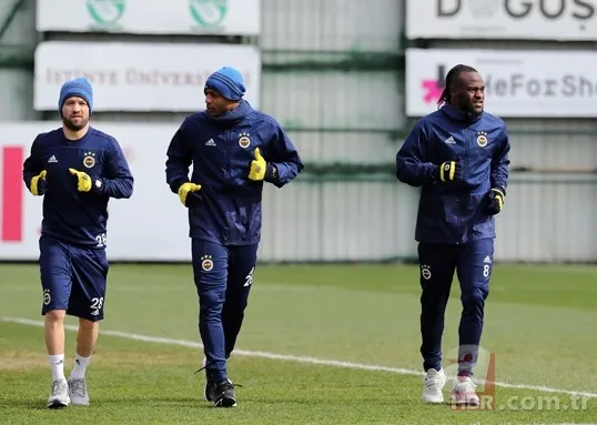 Fenerbahçe idmanında dikkat çeken detay! 3