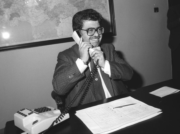 Semra Özal vefatının 28. yılında anılan eşi Turgut Özal’ı anlattı | Turgut Özal’ı kim öldürdü? İşte son anları...