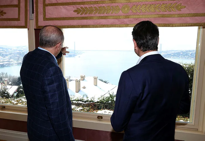 baskan-erdogandan-yunanistan-basbakani-micotakise-gecmis-olsun-telefonu-1647283699307.jpg Başkan Erdoğan'dan Yunanistan Başbakanı Miçotakis’e geçmiş olsun telefonu - 3