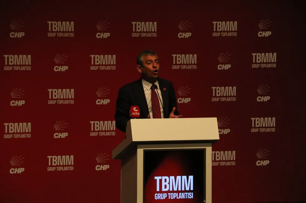 1784004391397.jpg CHP’de sular durulmuyor! Özgür Özel’den ilçe başkanlarına talimat - 3