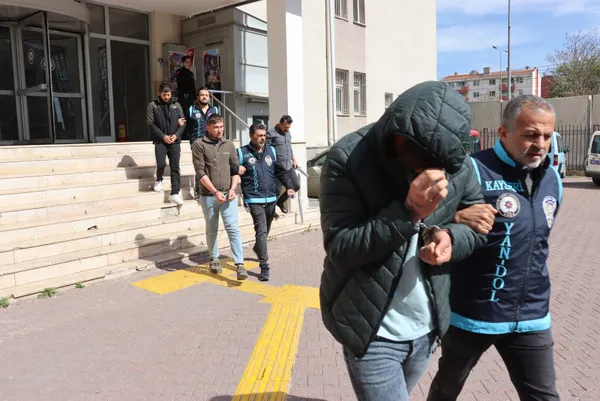 1683185539984.jpg "Oyun konsolu satıyoruz" diyerek 260 bin TL dolandırdılar! - 1