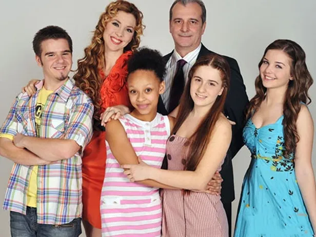 Sihirli Annem ne zaman başladı ve bitti? Sihirli Annem kaç yılında çekildi? Sihirli Annem oyuncuları kimdir? - 2