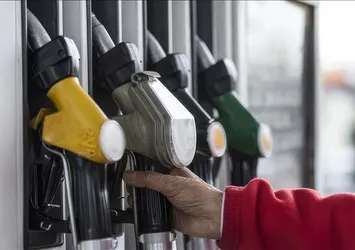 Avrupa'da akaryakıt yangını: Hollanda'da tarihi rekor!