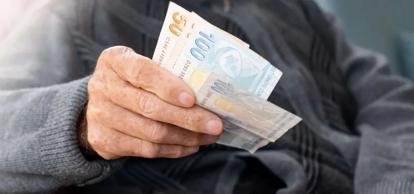 Bağ-Kur, SSK ve Memur emeklisine 5 bin TL ikramiye! Cumhuriyet Bayramı’nda emekliler ikramiye alacak mı?