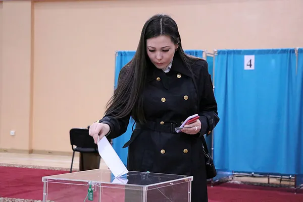 Kazakistan’da halk sandık başında