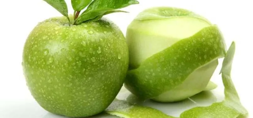 Elmayı soyarak mı yemeli soymadan mı?