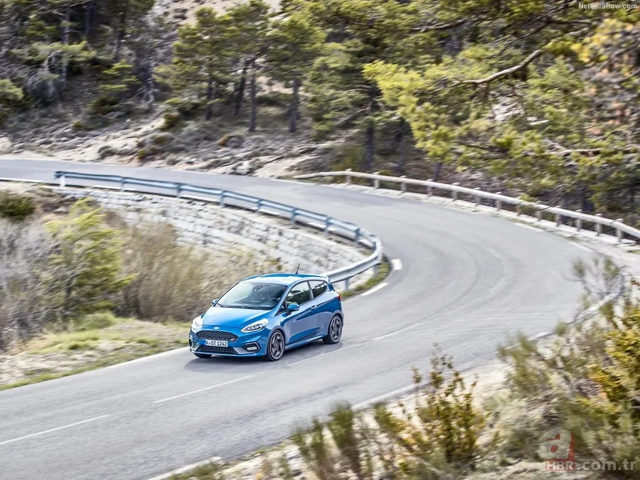2018 Ford Fiesta ST 13