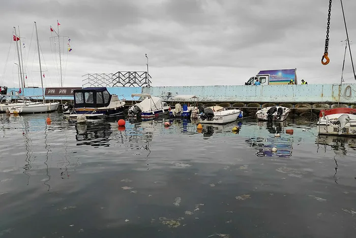 İstanul Caddebostan’da yağmur sonrası müsilaj azaldı