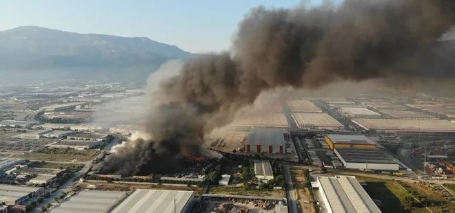 Manisa’daki fabrika yangını 19. saatte kontrol altına alındı! İşte alevlerin büyümesinin sebebi...