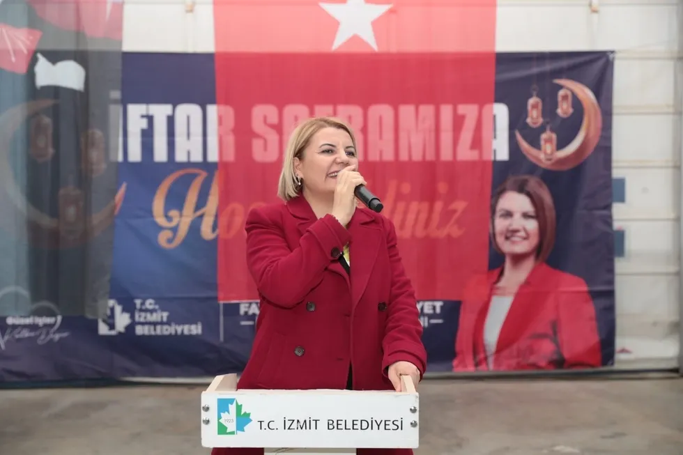 izmit-belediyesi-sorusturmasinda-3-kilo-altin-iddiasi-1784881388629.jpg İzmit Belediye Başkanı Fatma Kaplan Hürriyet (İHA)