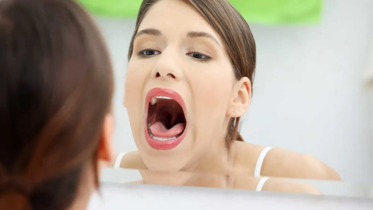 Geçmeyen ses kısıklığına dikkat! Bu hastalığın habercisi olabilir
