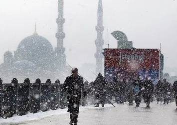 İstanbul'a yoğun kar geliyor! Sıcaklıklar 8-10 derece birden düşecek! Üst üste son dakika uyarısı...