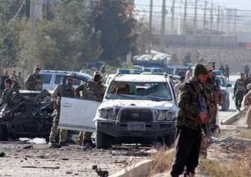 Afganistan'da bombalı saldırı: 13 ölü