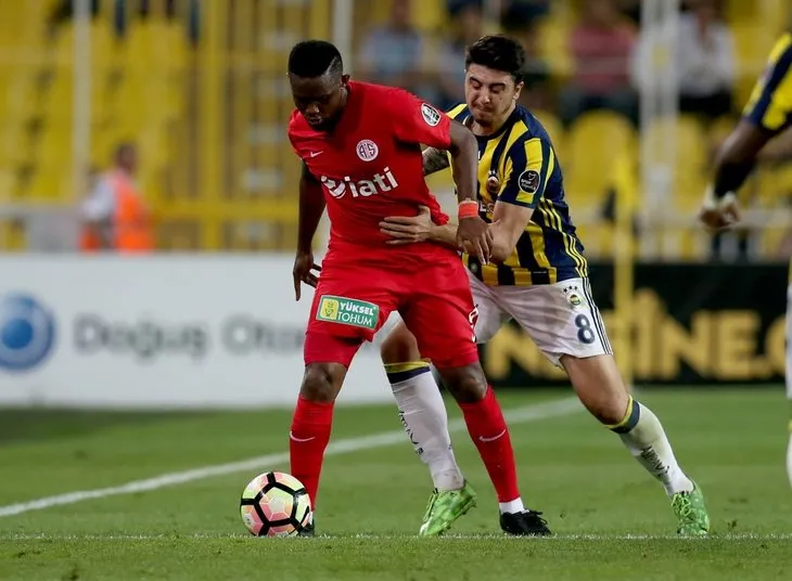 Fenerbahçeli futbolcu gözaltına alındı
