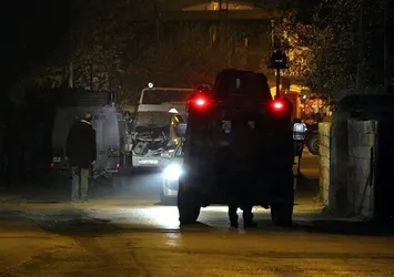 Van'da bomba yüklü araç ele geçirildi