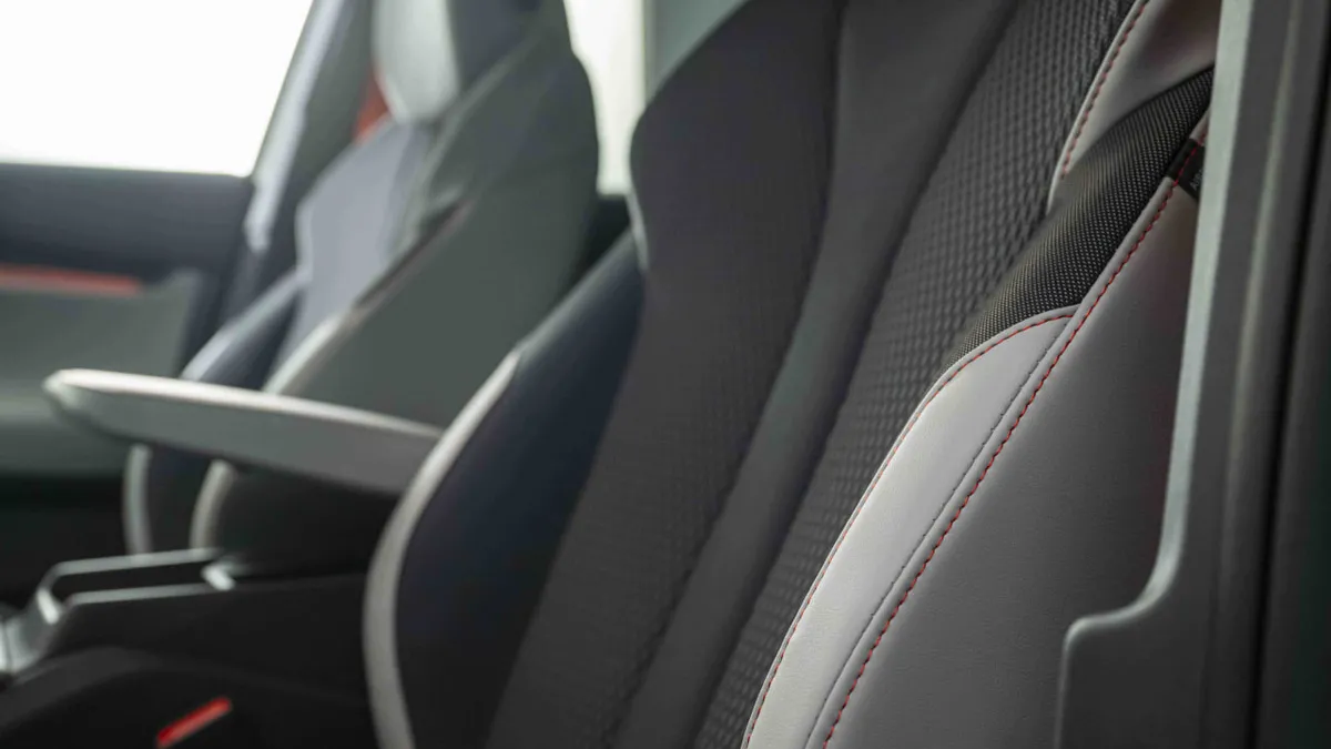 Milyonlarca kişi yanılıyor! Arabanızdaki en güvenli koltuk hangisi?