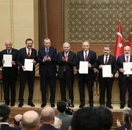Cumhurbaşkanı Erdoğan, yerli otomobili üretecek 5 şirketi açıkladı