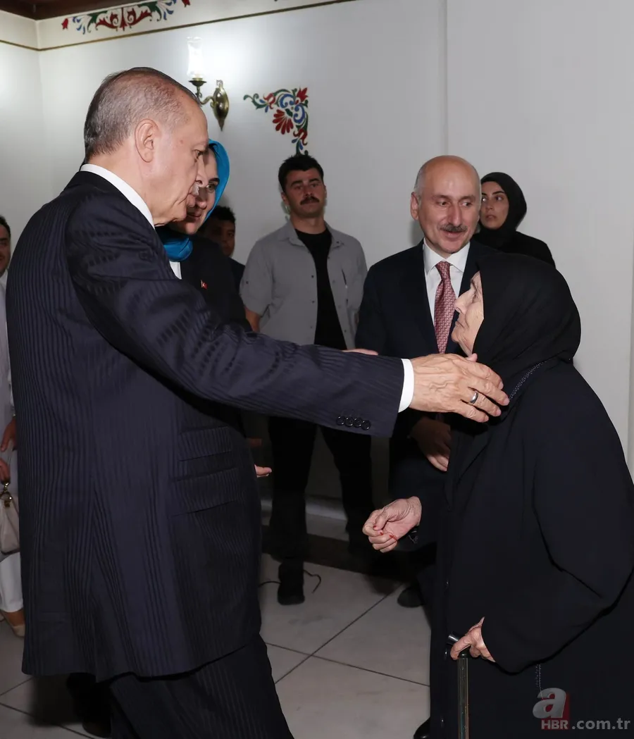 Başkan Erdoğan'dan Türkiye'nin ilk başörtülü valisine ziyaret 6