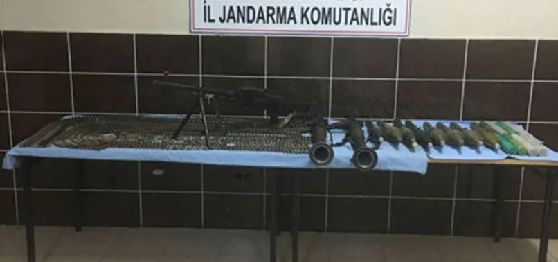 Hakkari'de PKK'ya ait sığınakta silah ve mühimmat ele geçirildi