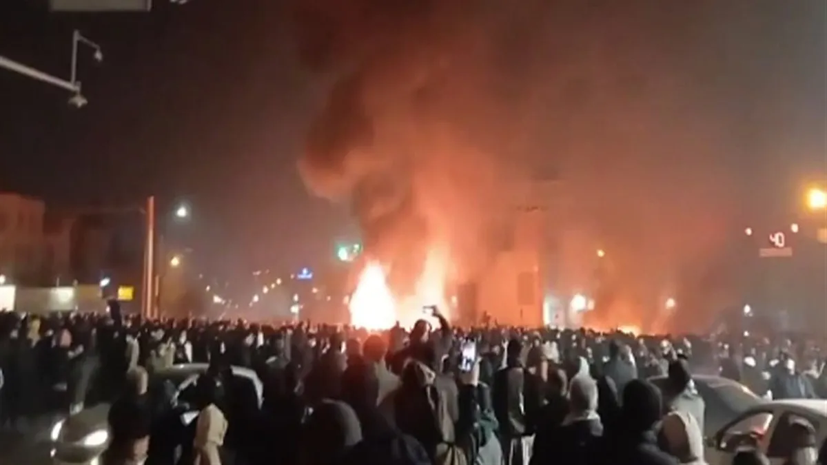 İran'da hedef rejim değişikliği mi? Hamaney'den Trump'a dikkat çeken mesaj!