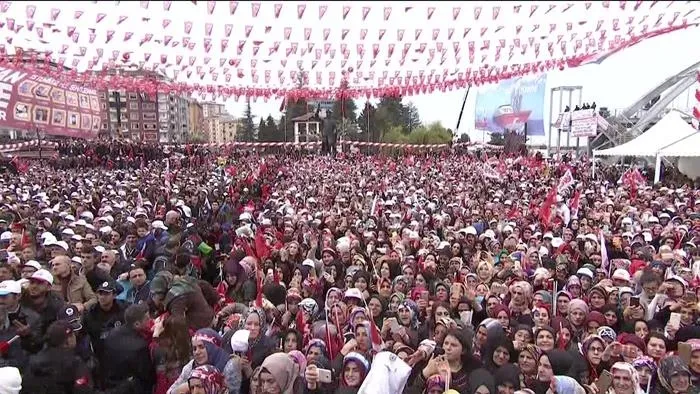 Cumhurbaşkanı Erdoğan baba ocağı Rize'de - 1