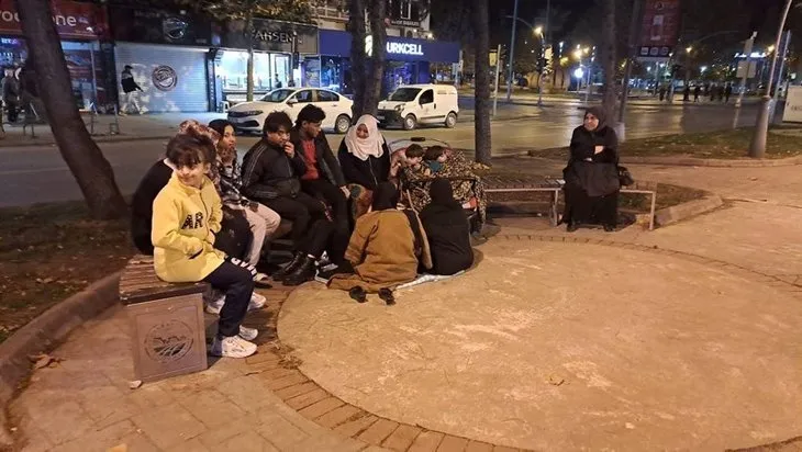 FAY HATTI SORGULAMA EKRANI | Evimin altından fay hattı geçiyor mu? Türkiye’de fay hattı hangi bölgelerde? Düzce fay hattı nereden geçiyor?