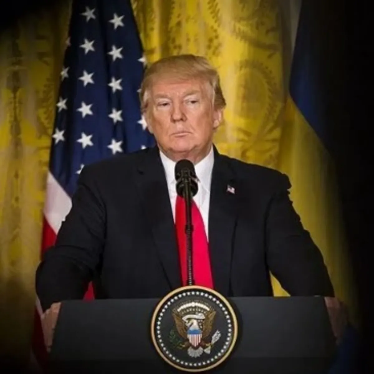 Trump açıkladı! Kanada'ya gümrük vergisini yüzde 50'ye çıkarılacak