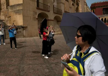 İspanya'da kuraklık kapıda: Nisanda hava sıcaklıkları rekor kırdı