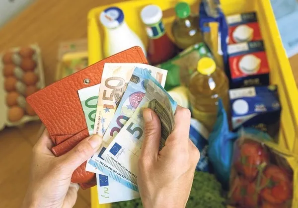 Alman ekonomisinde kriz sesleri! 70 yıl sonra gelen çift haneli enflasyon kara kara düşündürüyor - 1