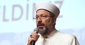 Cuma hutbesinde çocuk istismarına karşı uyarı