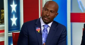 CNN sunucusu Gazzeli bebeklerle dalga geçti!