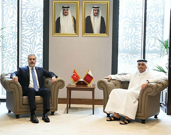 Bakan Hakan Fidan, Katarlı mevkidaşı Al Sani ile görüştü - 1