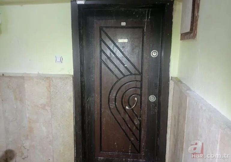 Yaşlı çift dehşet saçtı! Polise satırla saldırı girişimi kamerada | Kimyasal madde ile zehirlemeye çalıştılar 7