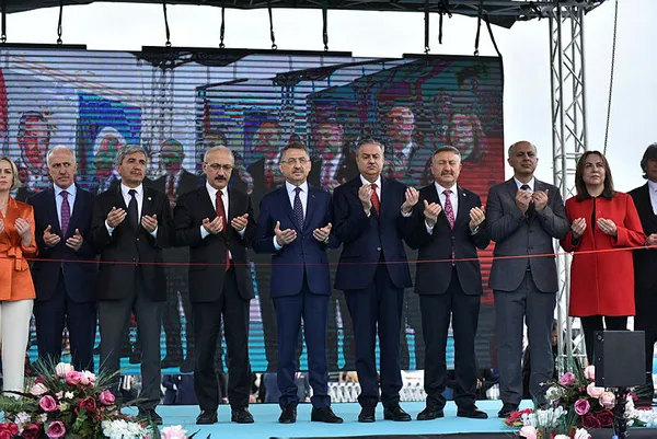 Son dakika: Cumhurbaşkanı Yardımcısı Fuat Oktay: Cumhurbaşkanımızın Rusya ziyareti sonucunda... - 1