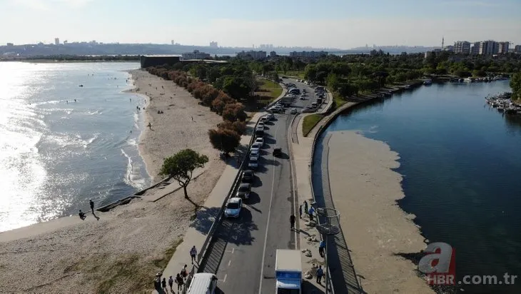 Küçükçekmece açıklarında 'müsilaj' adası! Havadan görüntülendi