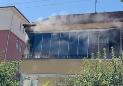 Bolu’da balkon yangını paniğe neden oldu!
