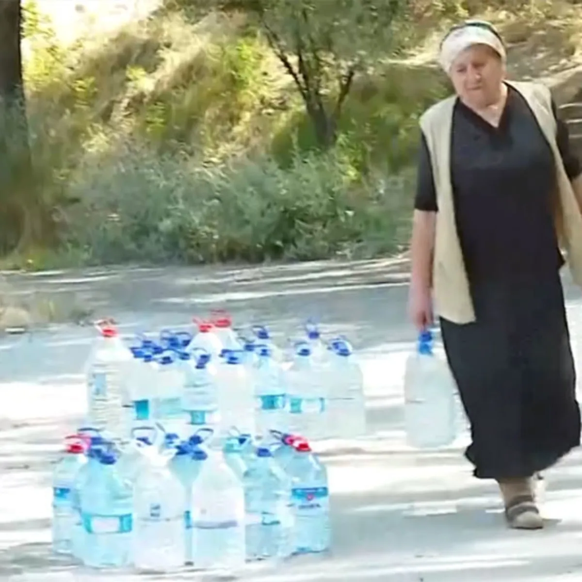 Ankara Mamak'ta su kesintisi 3'üncü gününde: Vatandaşlar çeşme başında bekliyor