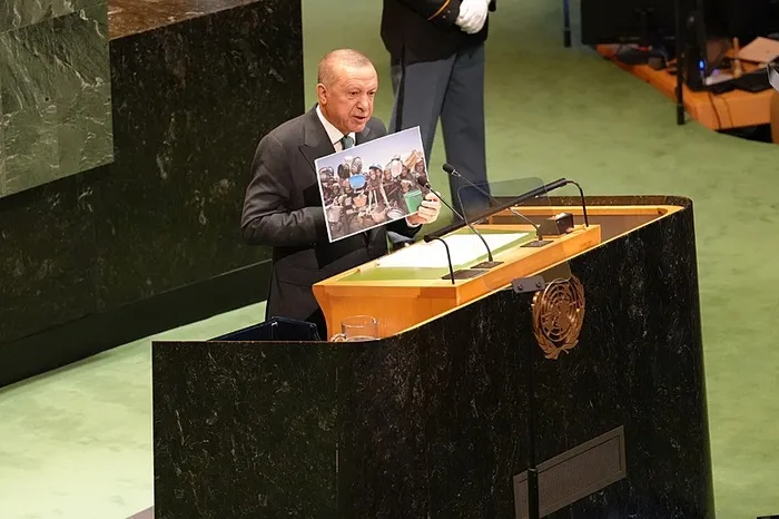 1758872567862.jpeg Başkan Erdoğan, BMGK'da İsrail'in yalnızlaştığının görüldüğünü ifade etti. (İHA)