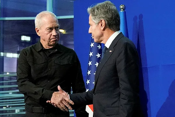 Ben Yahudiyim diyen ABD Dışişleri Bakanı Blinken İsrail Savaş Kabinesi’nde