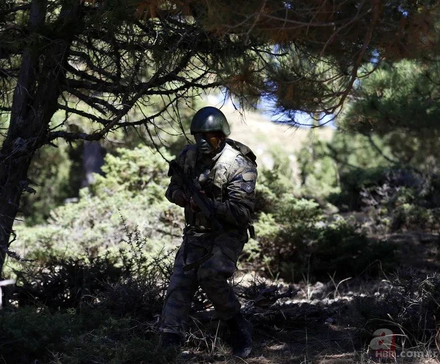 Isparta Eğirdir Dağ Komando Okulu ve Eğitim Merkezi Komutanlığı'nda zorlu eğitim 11