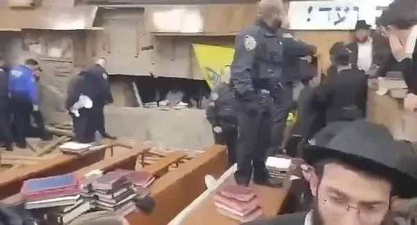 Sapkın ve sapıklığın organize gücü Siyonistler! Epstein skandalının ardından şimdi de sinagog altına inşa edilen tünellerde ne amaçlandı?