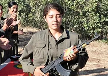CHP'li İBB'nin beslediği PKK'lı terörist Şafak Duran hakim karşısına çıktı! Tutukluluk hali devam edecek