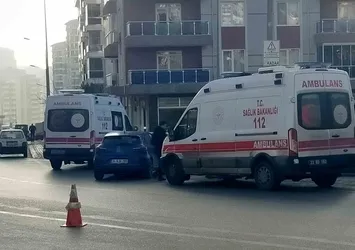 Trafik kazası kameraya yansıdı
