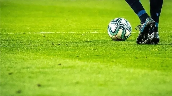 super-ligde-yabanci-oyuncu-kurali-degisti-tff-son-dakika-olarak-duyurdu-1704960721863.jpg Süper Lig'de yabancı oyuncu kuralı değişti! İlk 11'de kaç yabancı oyuncu forma giyebilir? TFF son dakika olarak duyurdu... - 2