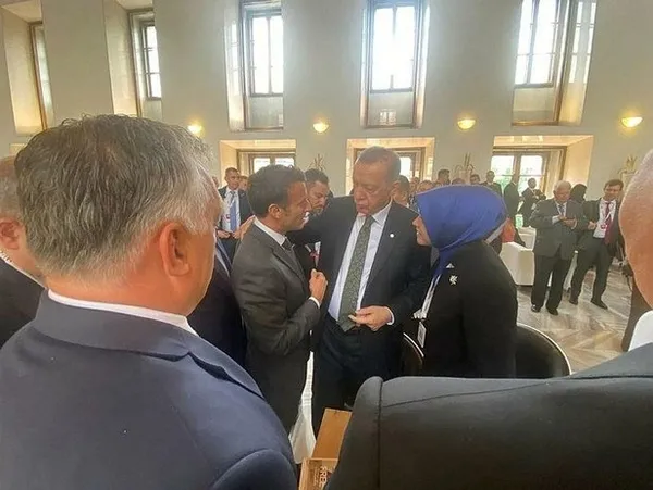 Son dakika: Başkan Erdoğan, Paşinyan ve Aliyev’i bir araya getirdi